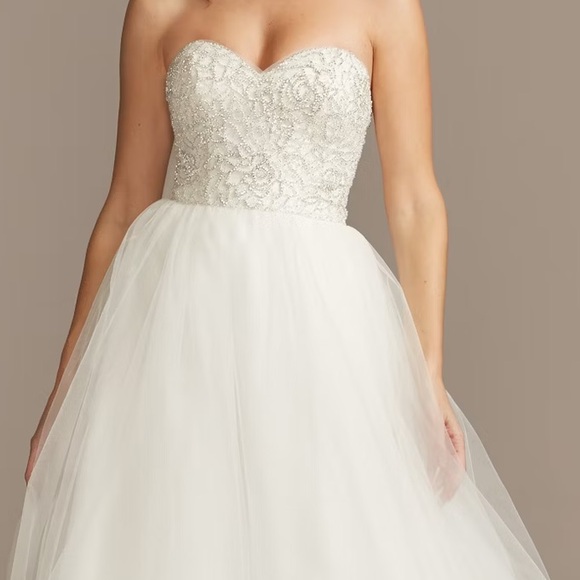 NWT - Vera Wang Strapless Crystal Floral Bodice Wedding Dress - Picture 2 of 5